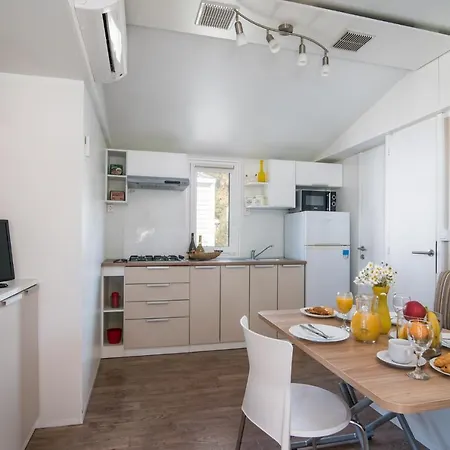 Campsite Salve Croatia Mobile Homes In Zaton