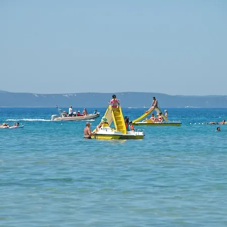 Salve Croatia Mobile Homes In Zaton Campsite